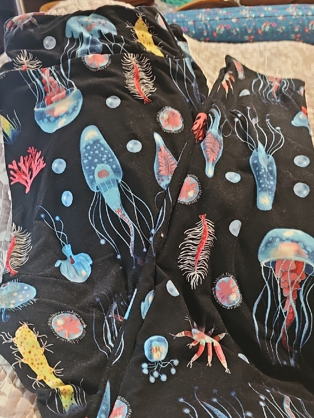 Black Jellyfish Print Leggings